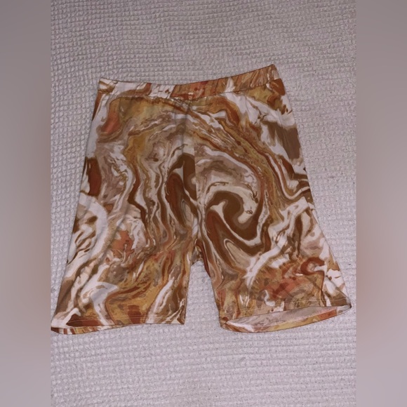 Two Piece Short Set - Picture 5 of 6